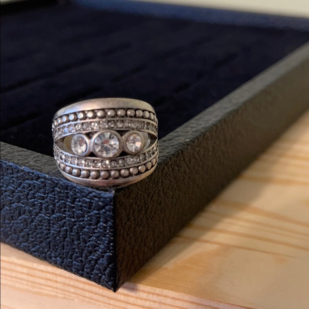 Premier Designs Stately ring